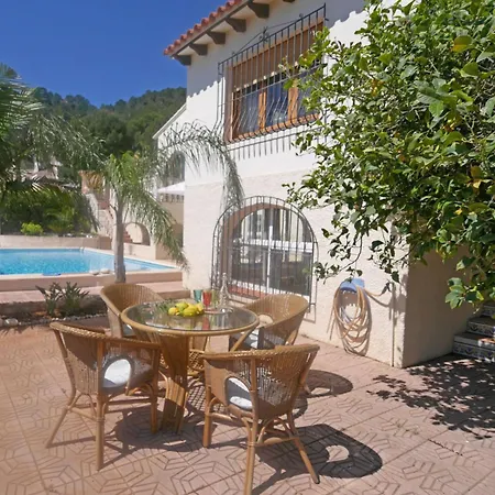 Сasa de vacaciones By Interhome